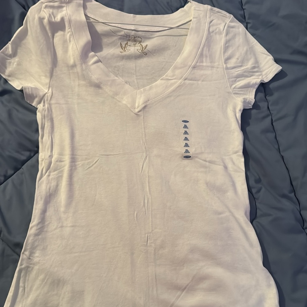 Drawstring Pajama bottoms (so they’re adjustable) with tee shirt top - Picture 5 of 7